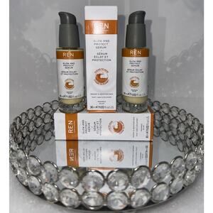 2 REN - Glow and Protect Serum - Radiant & Smooth Skin - 1.02 oz Msrp $69~each